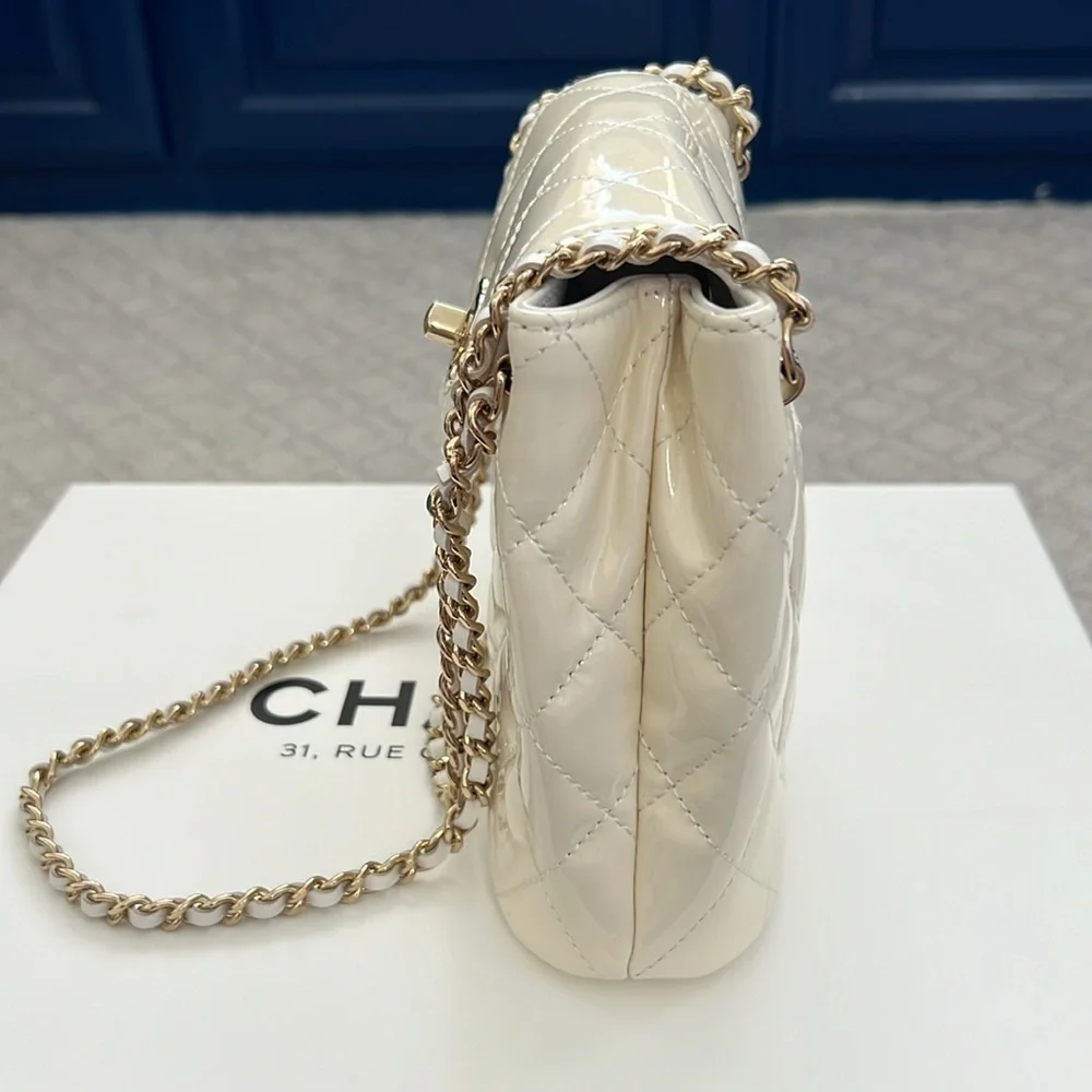 Chanel 2023 patent leather hobo bag